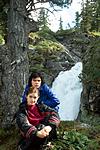 Аннушка и Верунчик на водопаде Кони-Айры